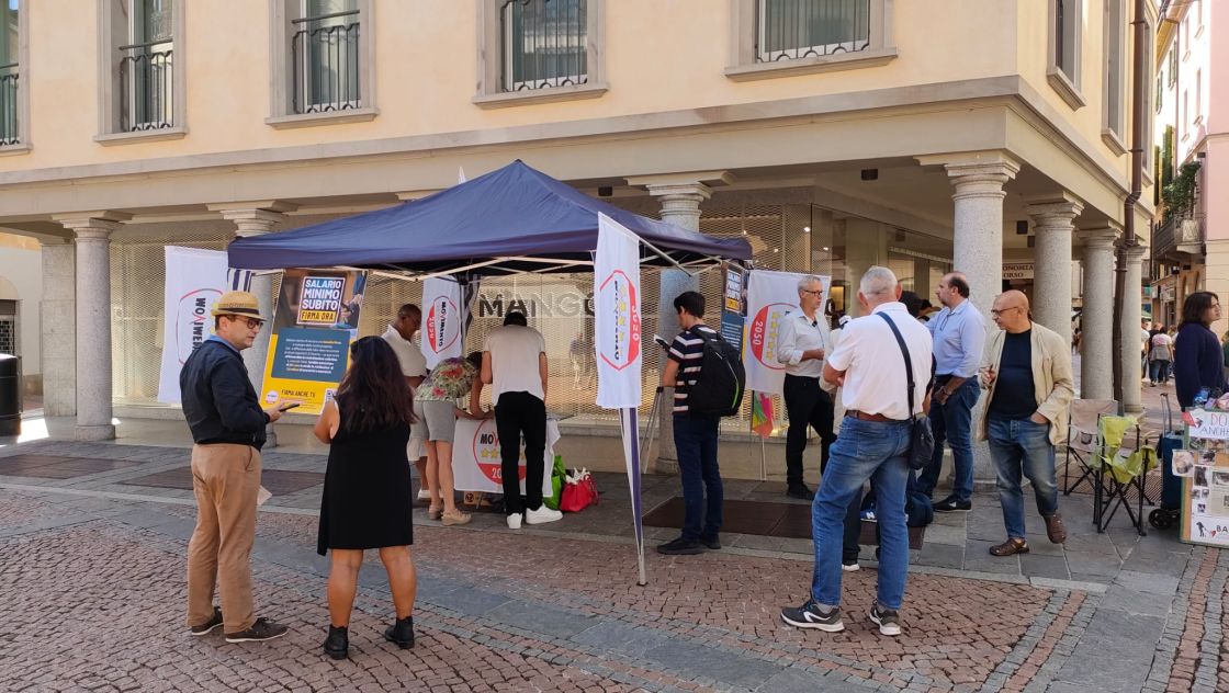 2 Settembre 2023 10.30-13.00 Pzza. Carducci Apertura firme "Salario minimo legale"